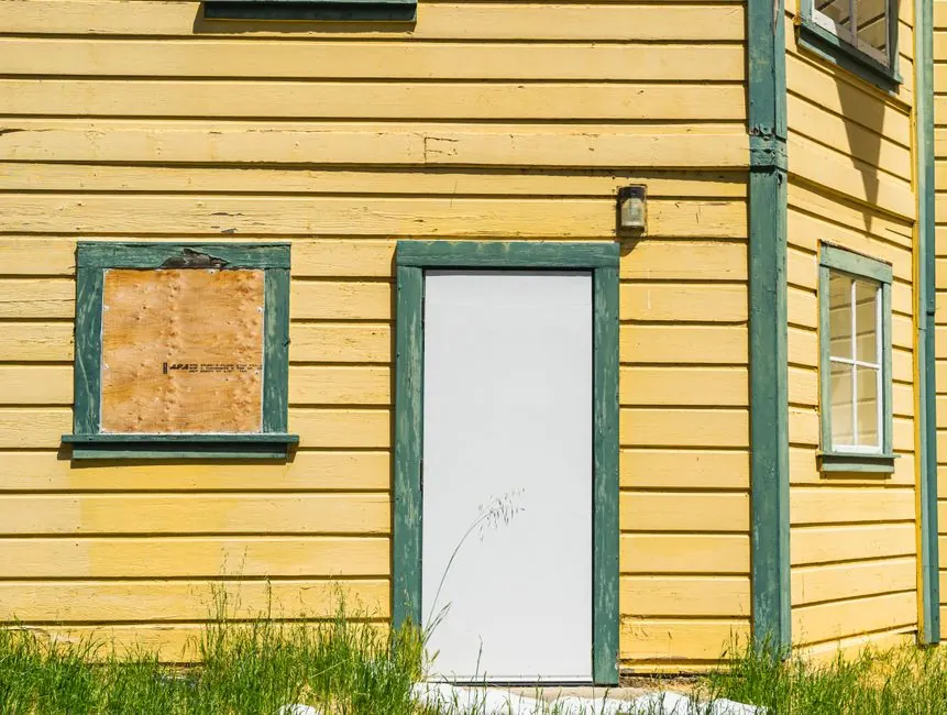 Vinyl Siding Repair