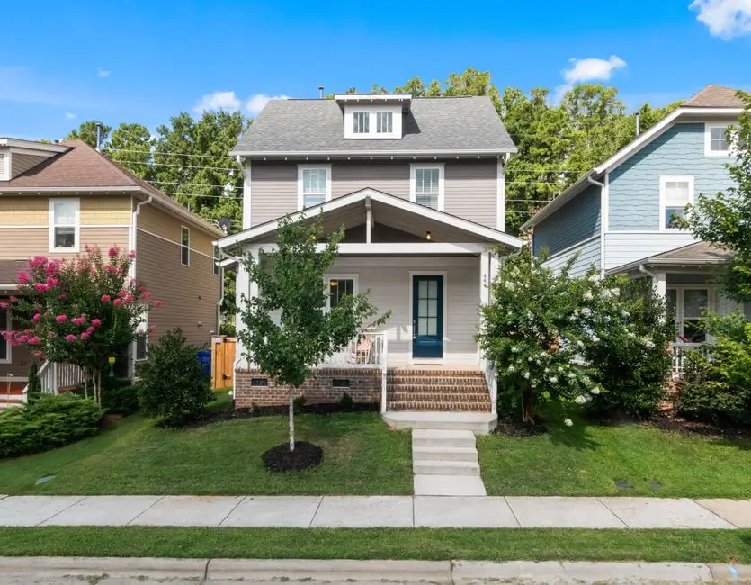 Our Expertise in Vinyl Siding Insulation Installation